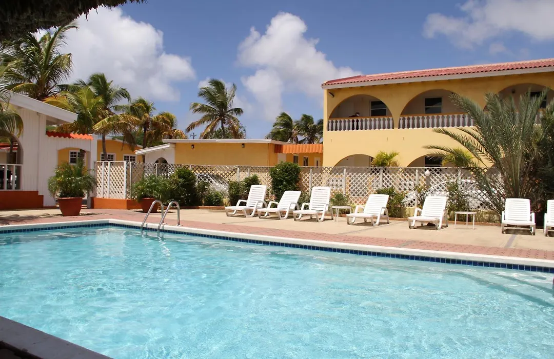Coconut Inn-1